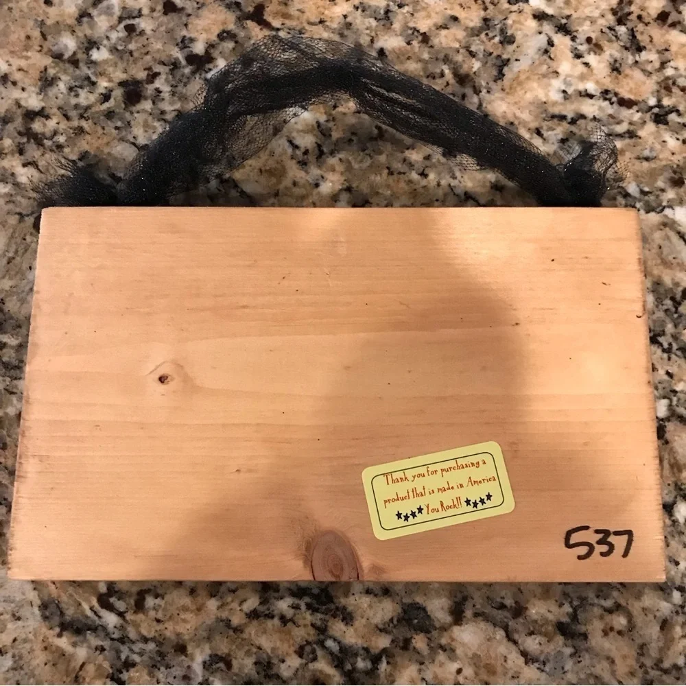 ▪️Handmade Wooden Sign